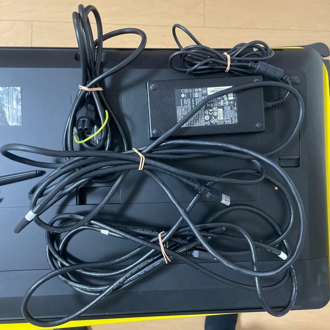 Wacom cintiq pro 24 ペンモデル DTK-2420