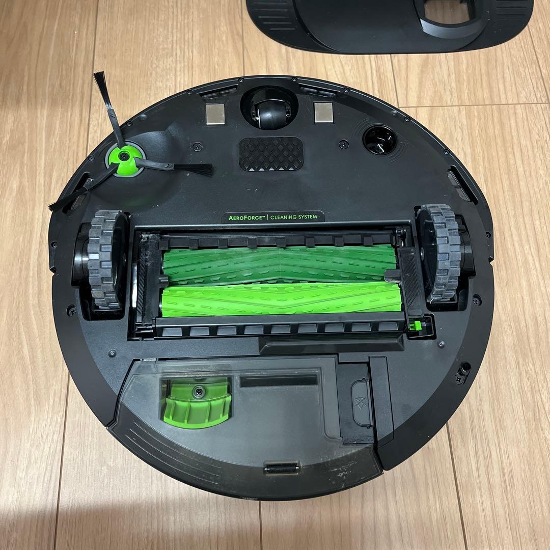 美品　ロボット掃除機　ルンバ　i5+ i5558