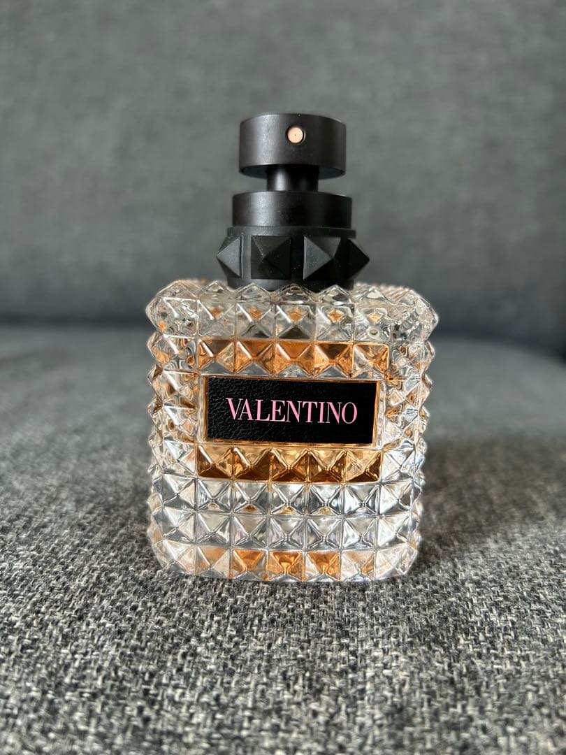 Valentino Donna ボーンインローマ 香水 50ml