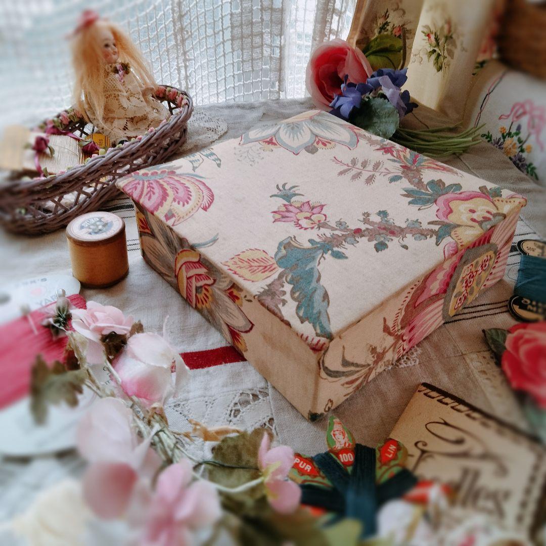 フランス アンティーク★カルトナージュ 布箱 花柄フレンチファブリック