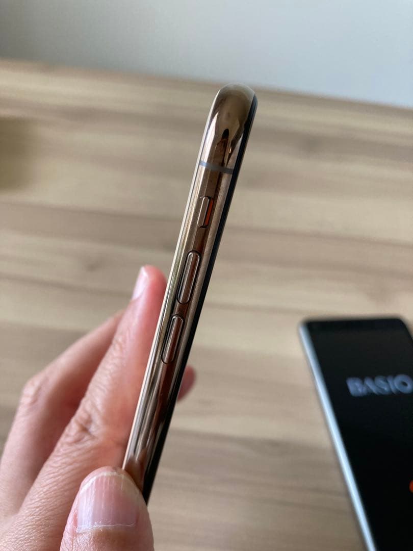 iPhone XS Max 64GB 初期化済　BT89% ゴールド　修理歴無し