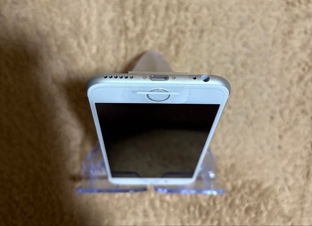 「新品未使用」Iphone 6 シルバー16GB ドコモバッテリー100%