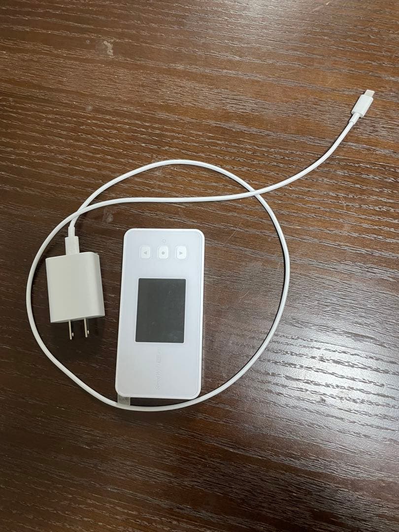 Speed Wi-Fi EASY 2 ホワイト 充電器付き