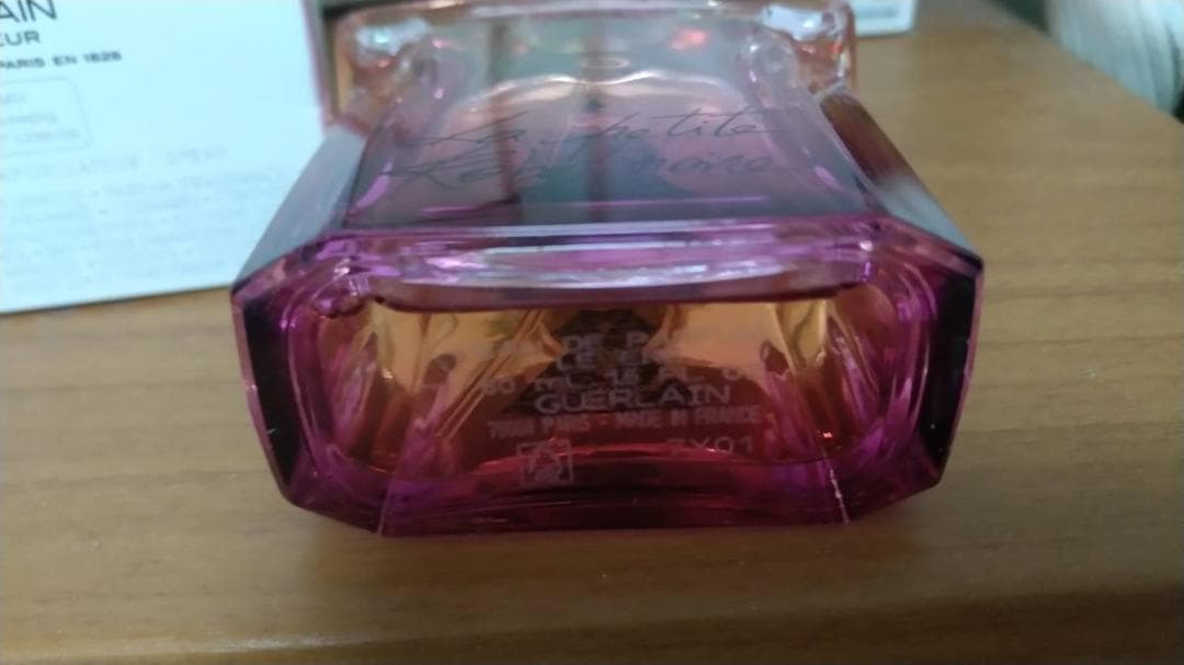 ゲラン　GUERLAIN　EAU ＤE ＰARFUM Legerオーデパルファム