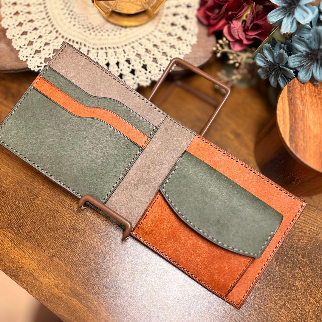 二つ折り財布　レザークラフト　ハンドメイド　本革　ブラウン　グリーン