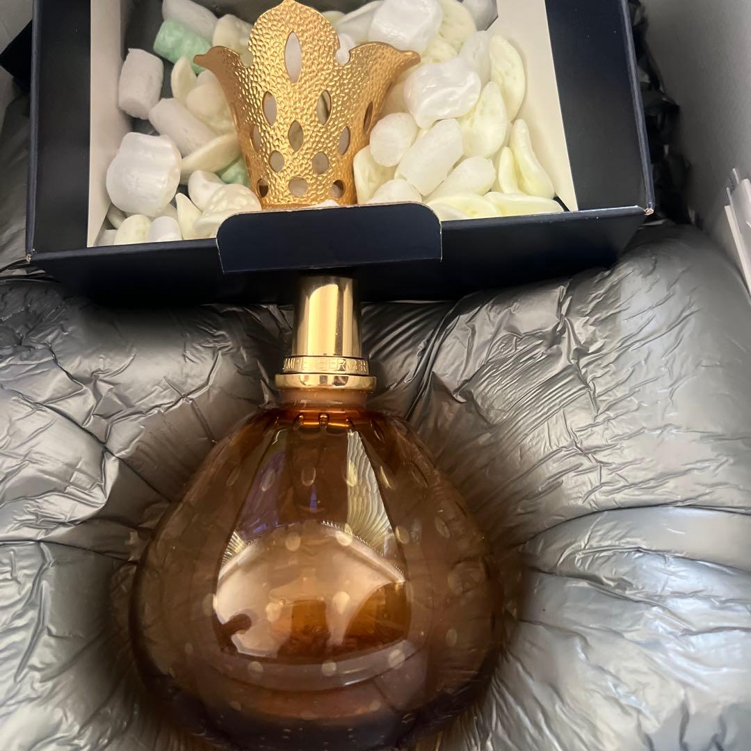 トレンドブラウン！！芳香器 金色装飾付き