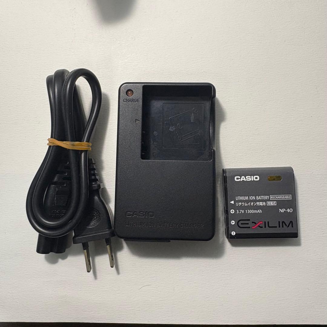 【動作確認済み】CASIO EXILIM EX-Z1050 デジカメ　エクシリム