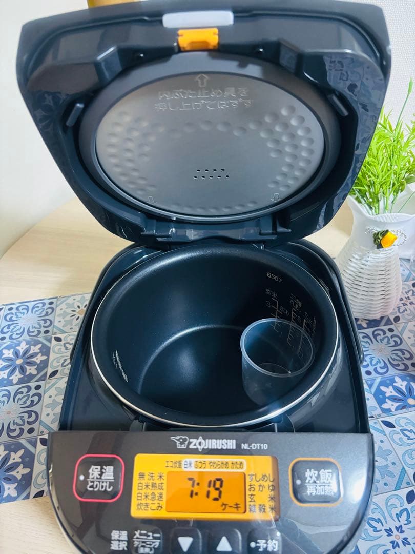 Zojirushi NL-DT10 -BA炊飯器