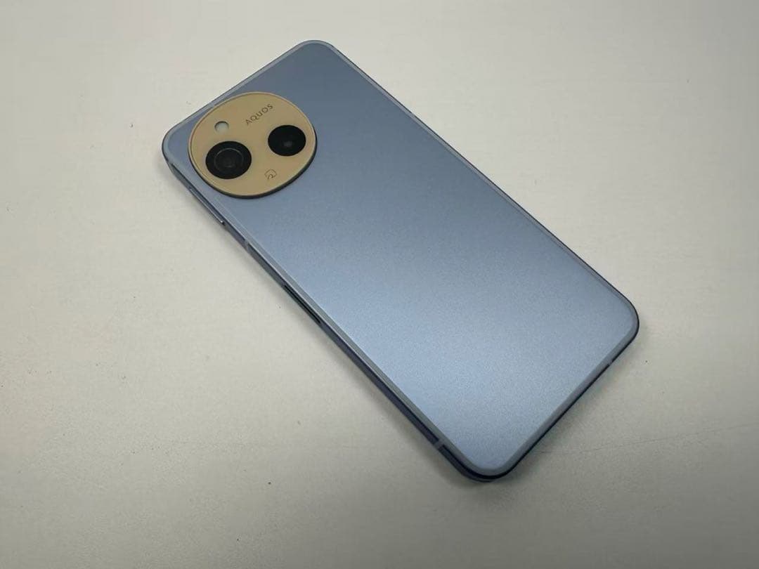 新品同様 Aquos sense9 au版 SIMフリー ブルー