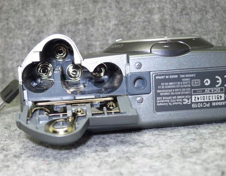 キヤノン　PowerShot A40　コンパクトデジタルカメラ