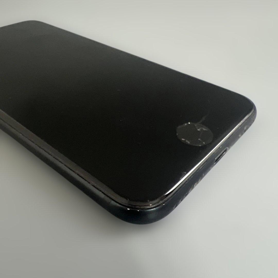Apple　iPhone　SE　黒　ブラック　64GB　SIMフリー