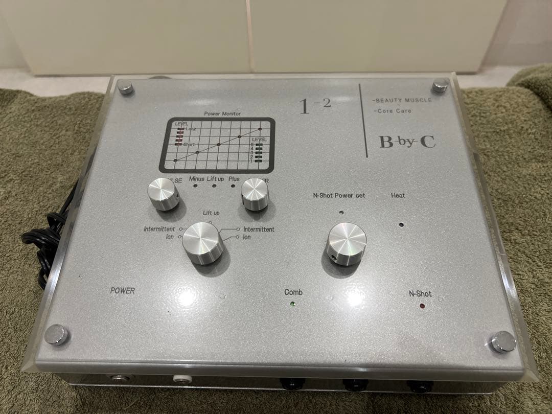 B by C 美容機器 ダイヤル式コントロール