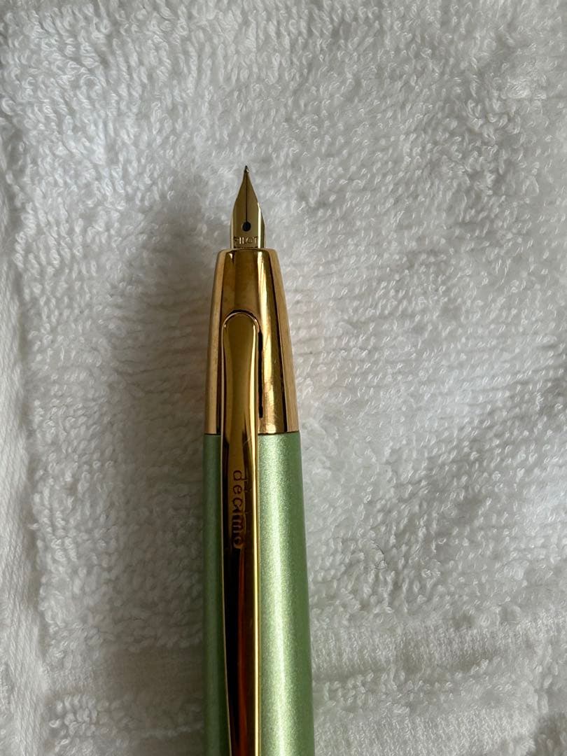 パイロット　キャップレスデシモ　EF