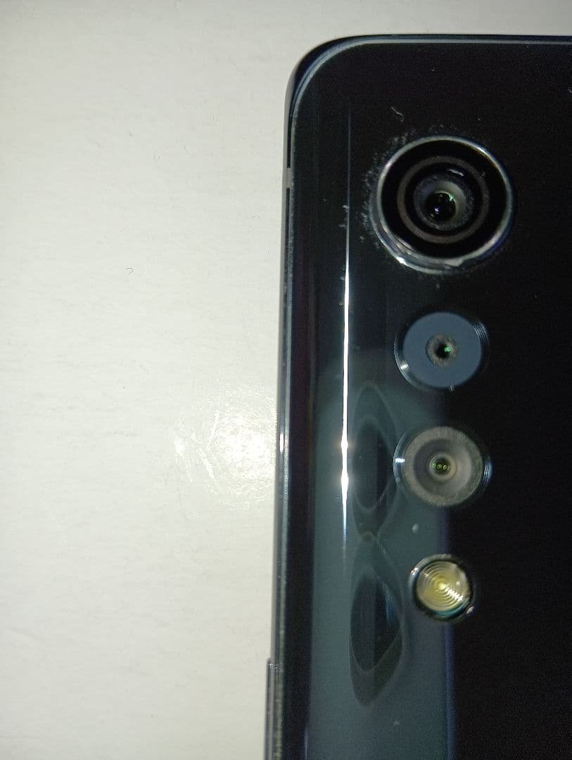 【画面割れジャンク】LG VELVET L-52A ドコモ SIMロック解除済み