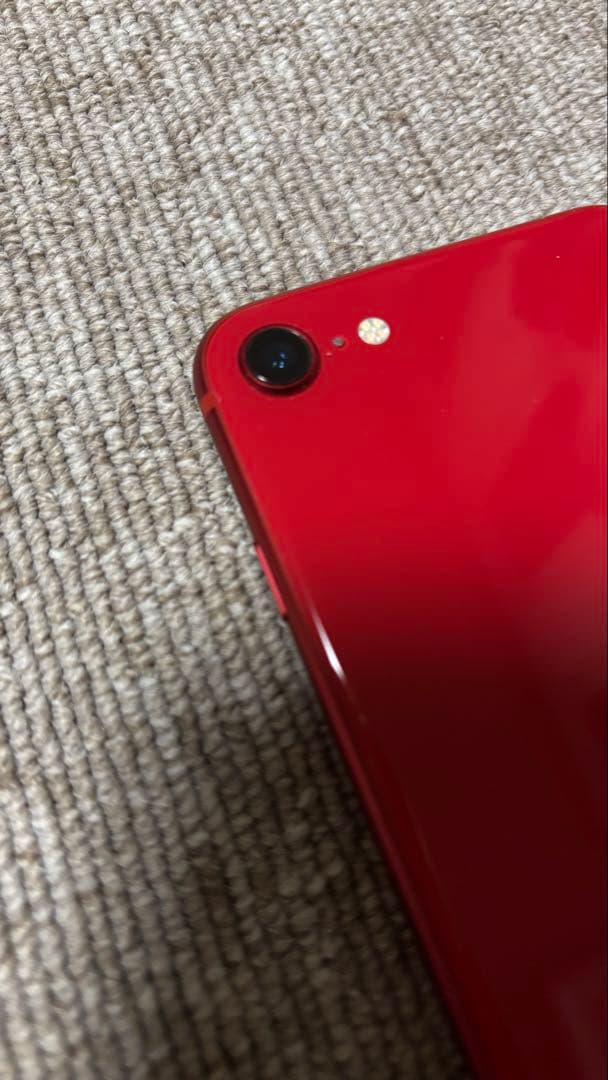 Apple iPhone SE(第二世代・64GB) BT73％