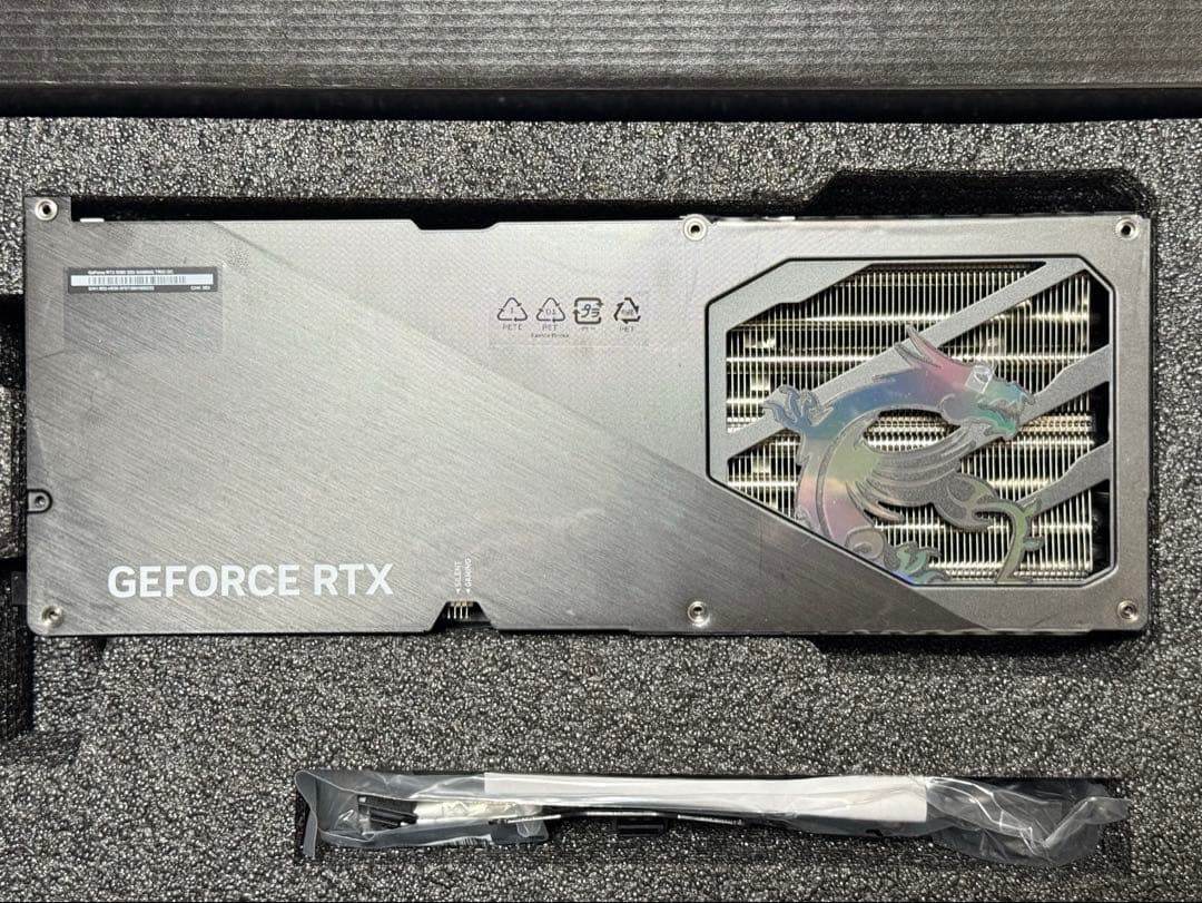 MSI GeForce RTX 5090 GAMINGヒートシンクのみ