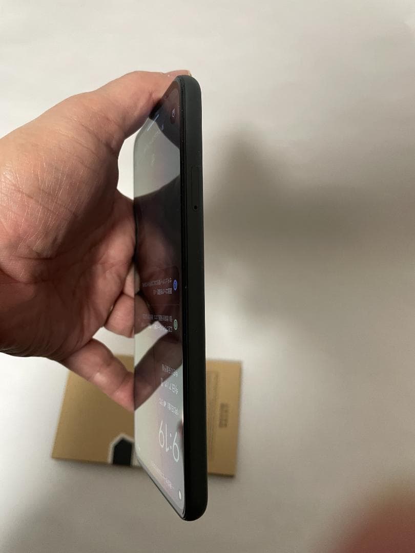 美品 GooglePixel 5a 5G 128GB ガラスフィルム付き