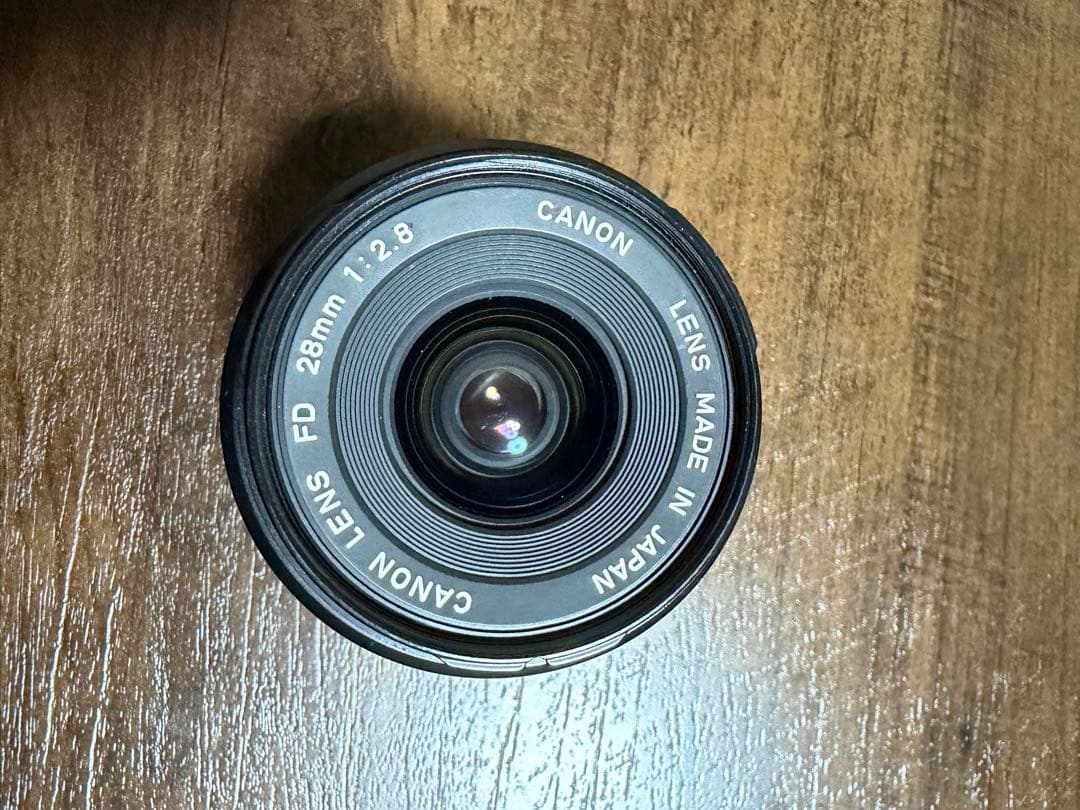 CanonFD28mmF2.8+K&F FD-NEXアダプター付オールドレンズ