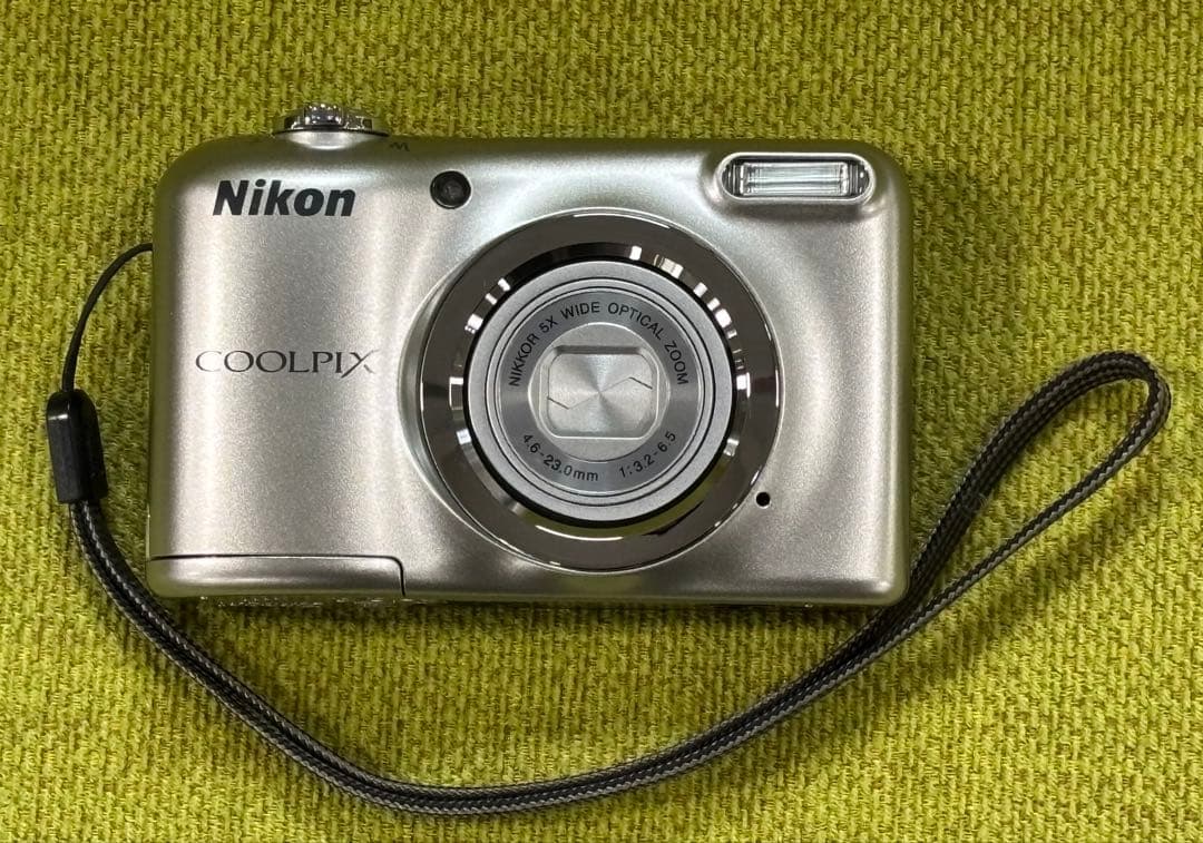 Nikon COOLPIX A10 シルバー　美品