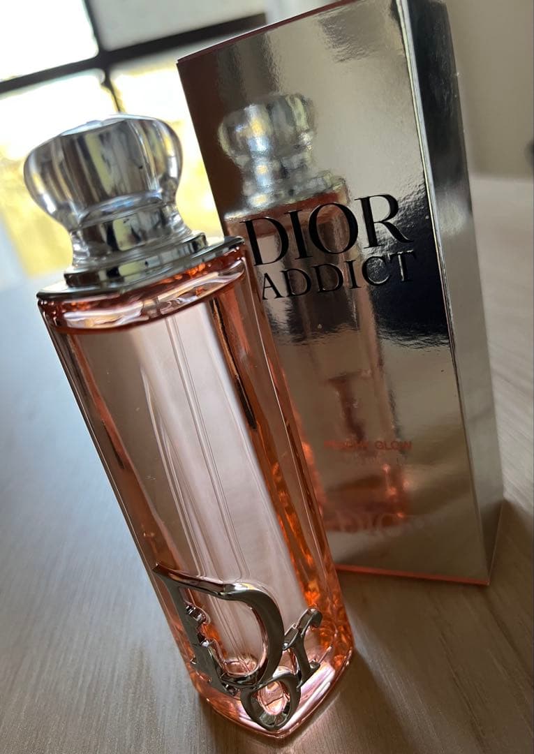 Dior Addict 香水 ピーチー