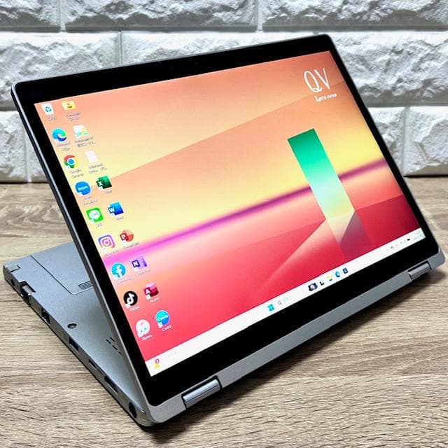 《2021》Corei7！2in1コンバーチブル！高画質2.8K！パナソニック