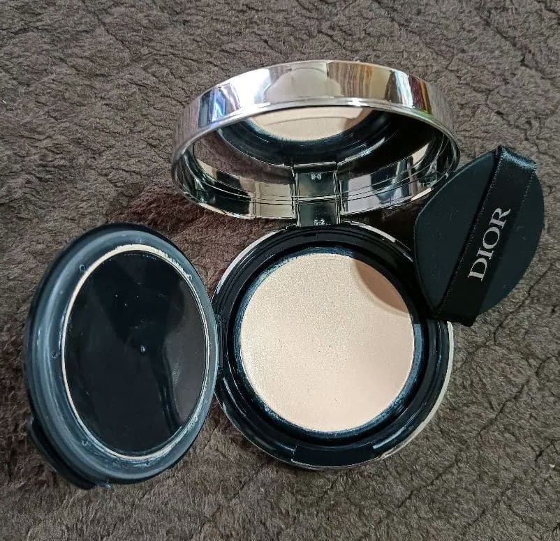 Dior フォーエヴァー クッションファンデーション N1