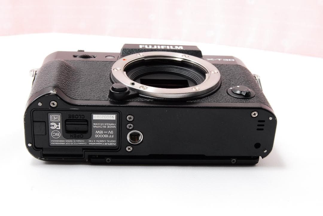 〓Wi-Fi機能〓富士フイルム FUJIFILM X-T30 ボディ ミラーレス