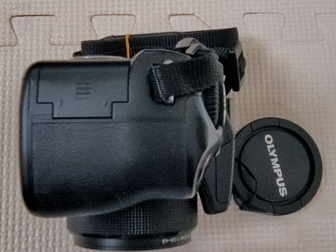 OLYMPUS SP-720UZ デジタル一眼レフカメラ小型携帯便利