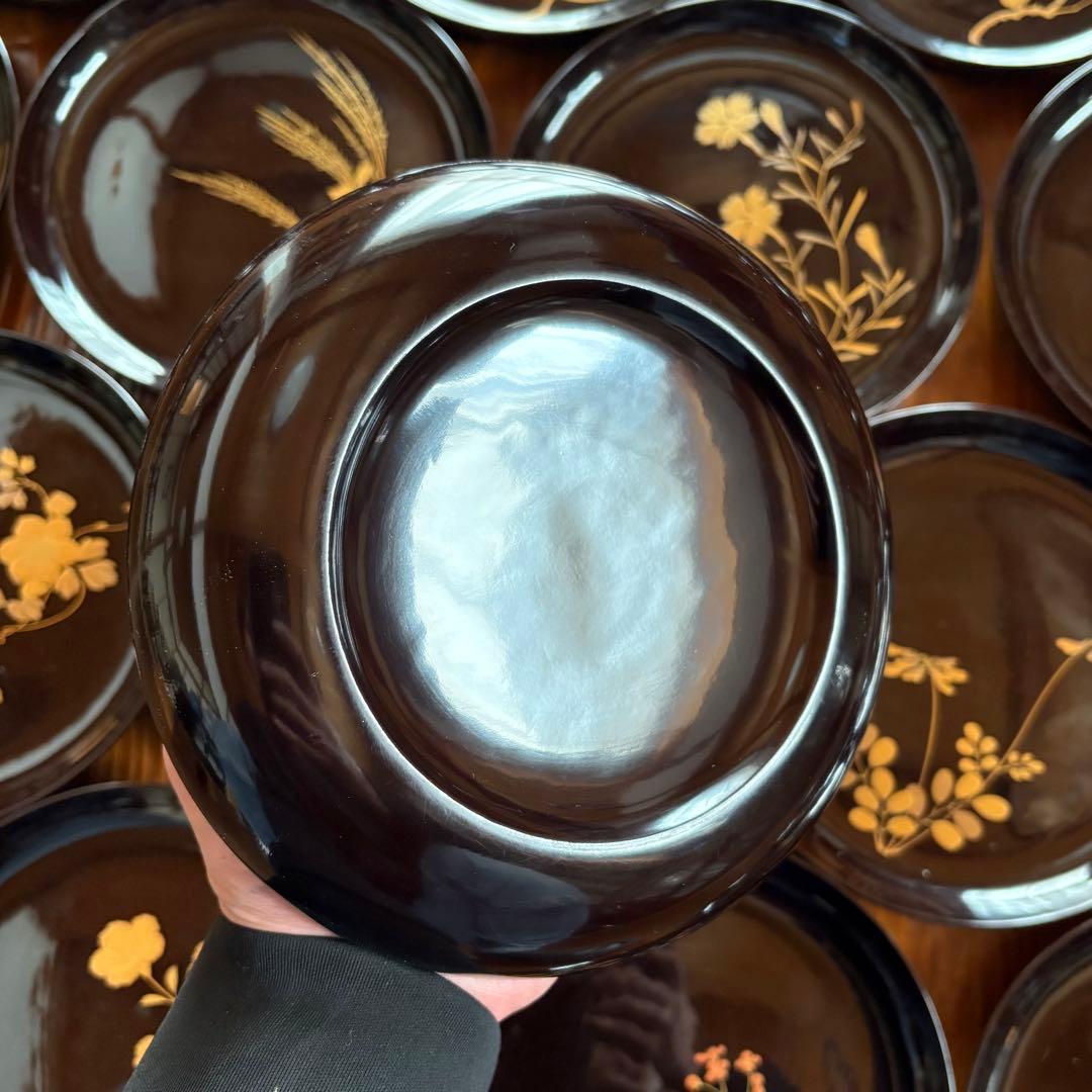 全31客図替り 天然木製漆器 黒塗 草花蒔絵 6寸 木皿 菓子盆 木箱付