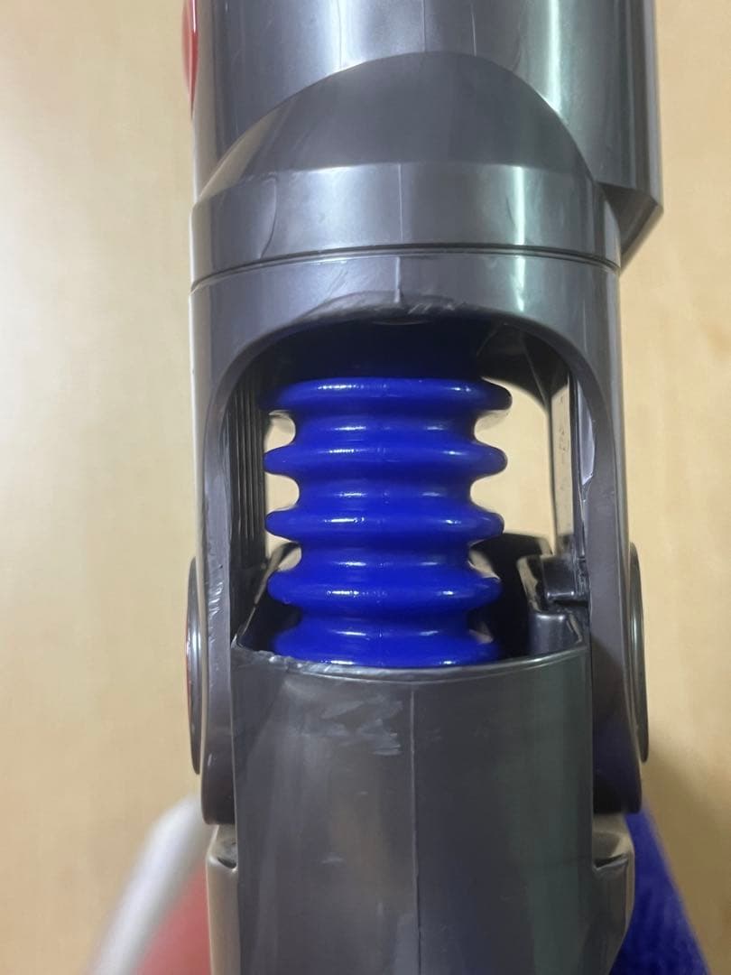 dyson ダイソン V8 fluffy+