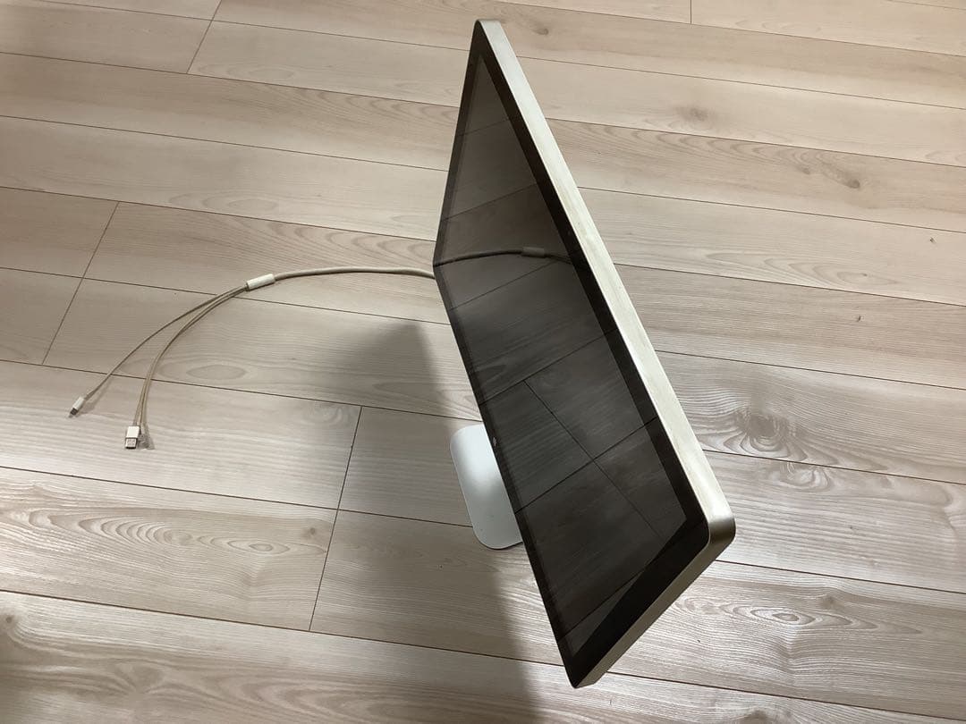 Apple Cinema Display (外部接続モニター)