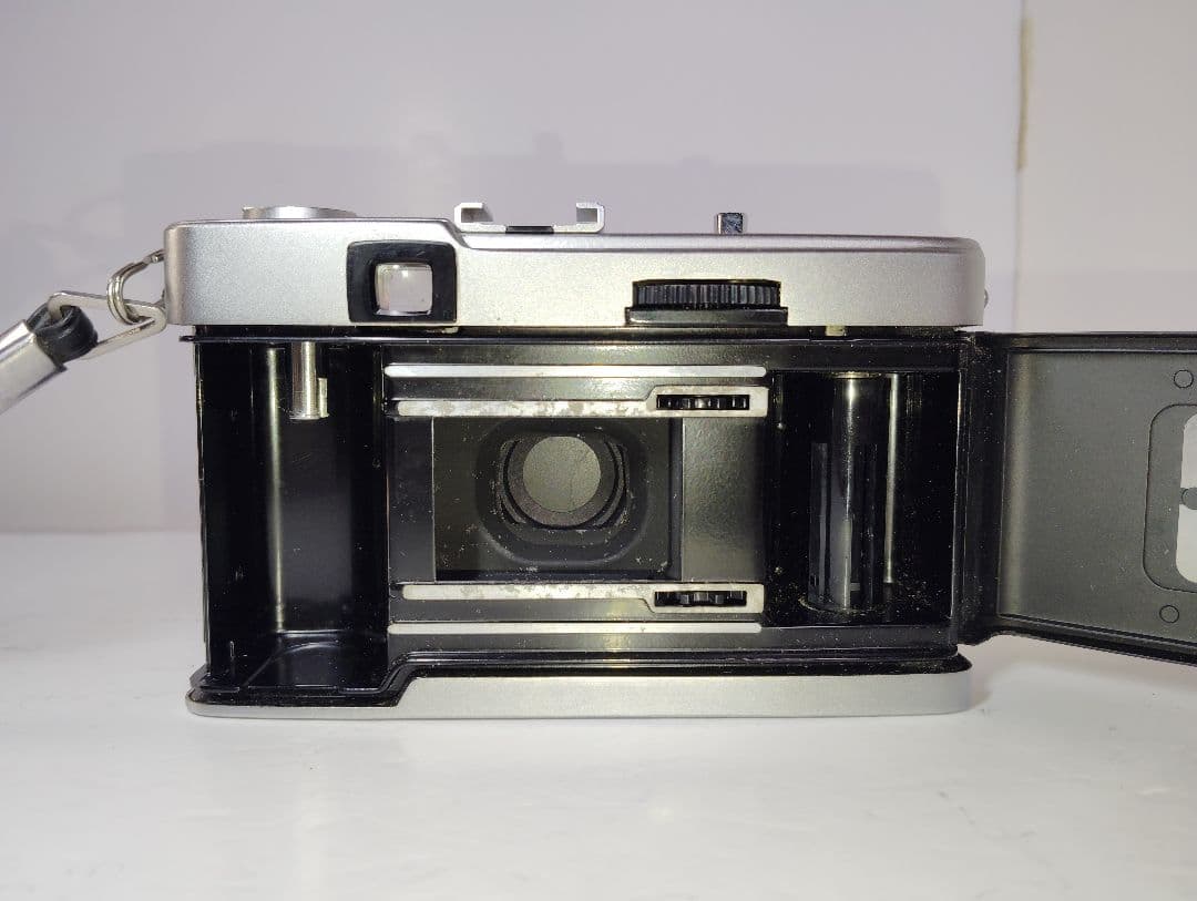 OLYMPUS　TRIP35（動作品）
