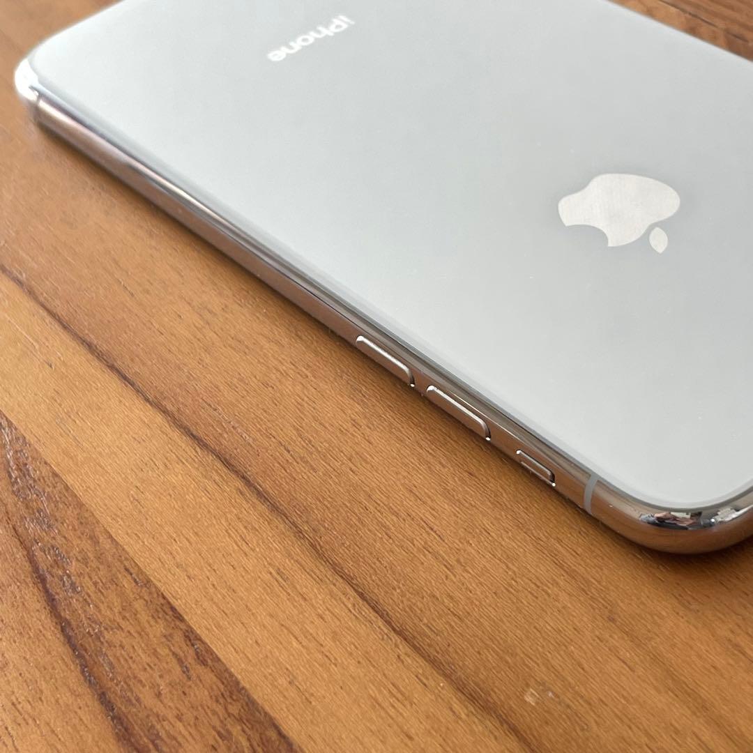 【美品】iPhoneX 256GB シルバー バッテリー100％ 充電ケーブル付