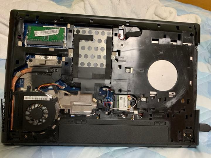 Lenovoノーパソのジャンク品です