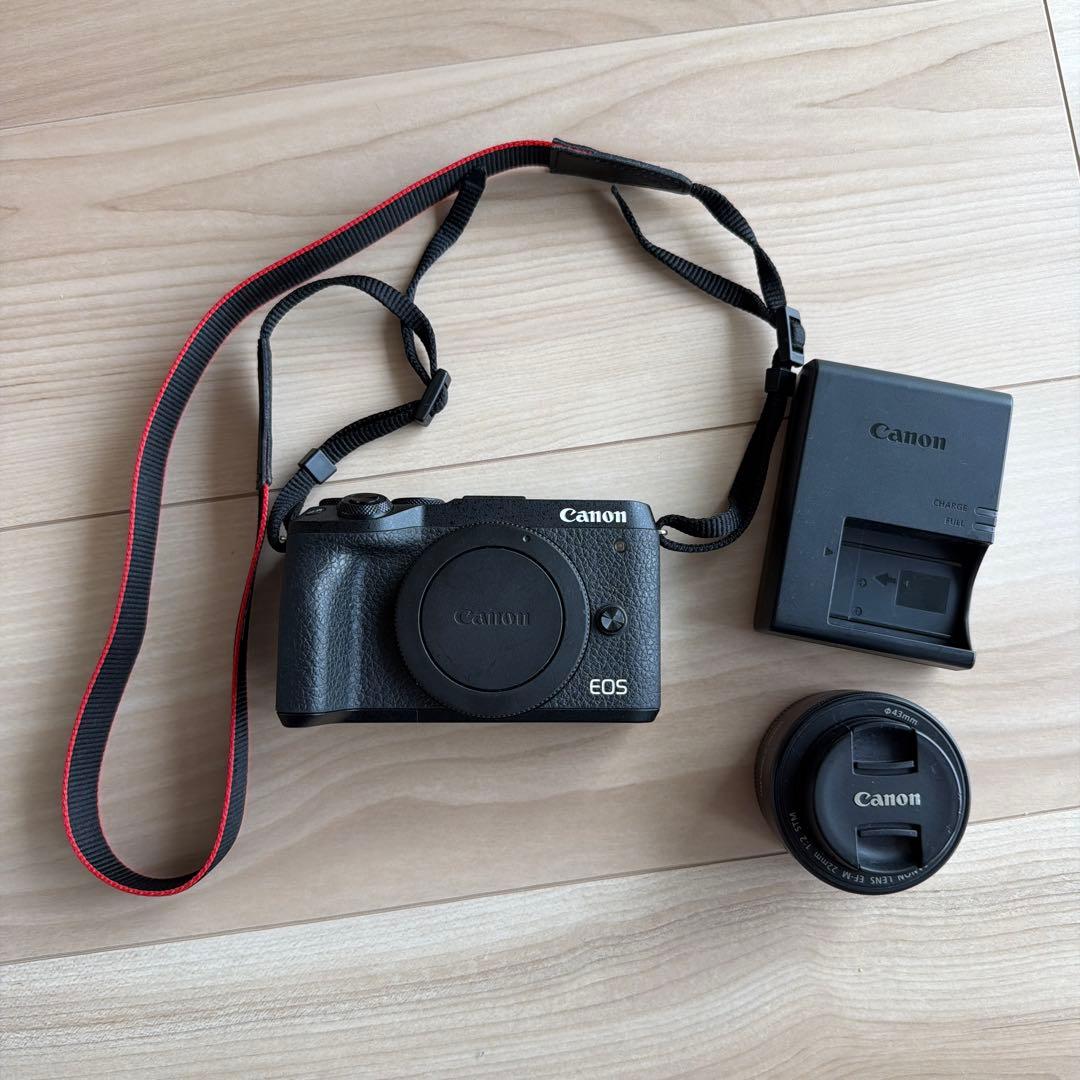 CANON EOS M6Mark Ⅱ（ボディ+単焦点レンズ）