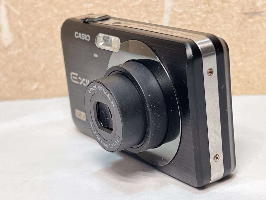 CASIO Exilim EX-Z90 デジカメ