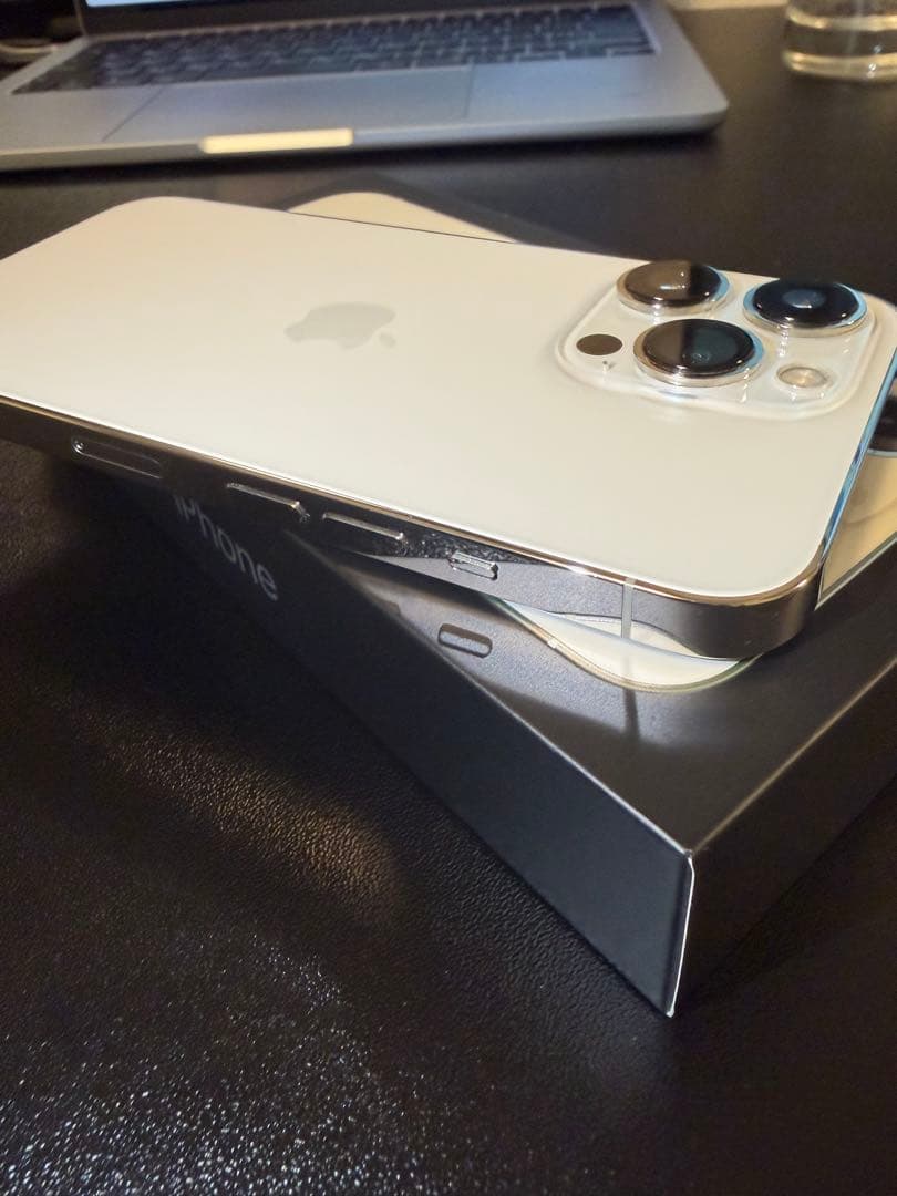 【美品】iPhone 13 pro 本体SIMフリー　シルバー　128GB