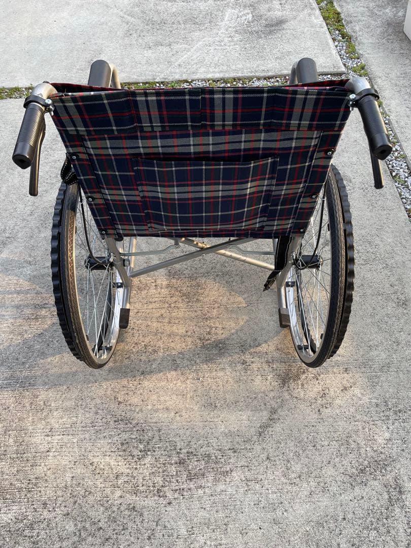 ハ*ト様 中古美品　自走式　車椅子　美品　手渡し　可能な方のみ　引き取り場所多摩