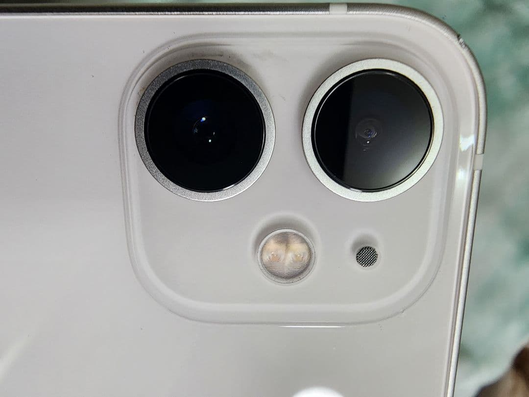 Apple iPhone 12 mini 64GB ホワイト 6.1インチ