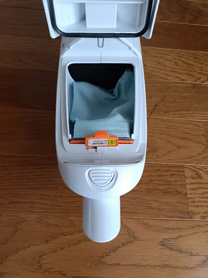 Makita スティッククリーナー CL182FDZW