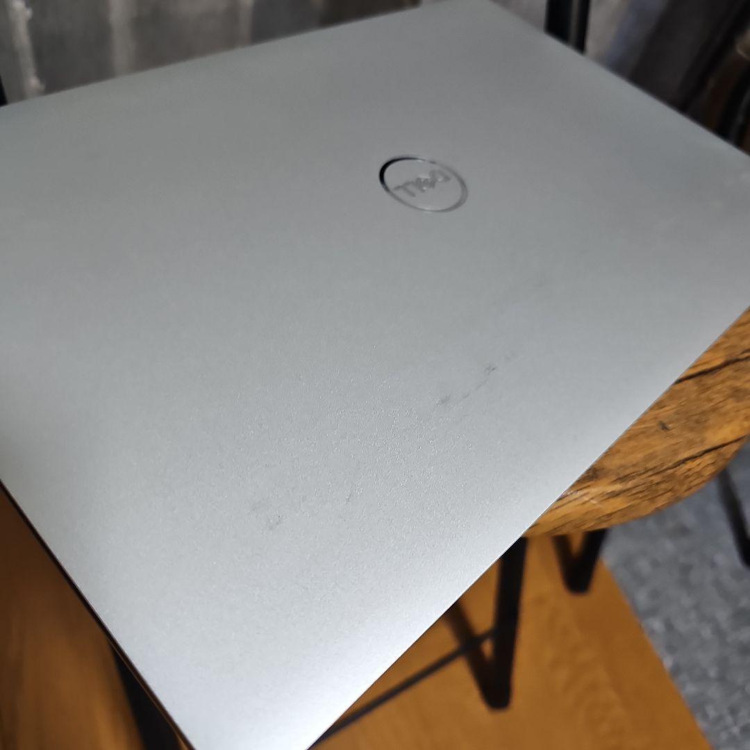 Windowsノート本体 Dell Precision 5530 15.6 XEON 32GB GPU