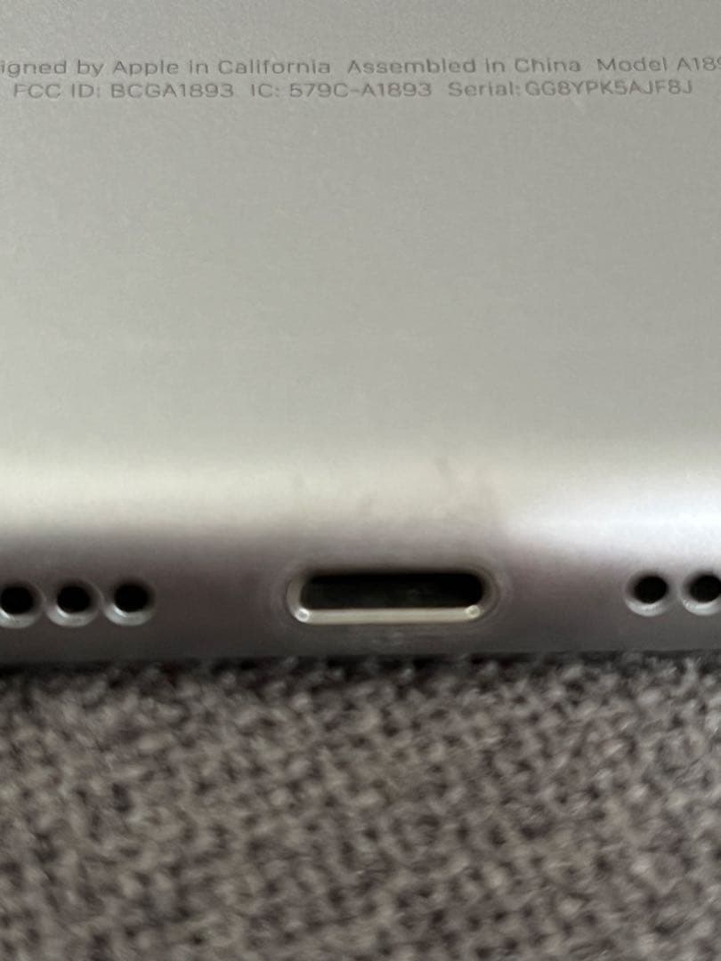 iPad 第6世代 32GB スペースグレイ