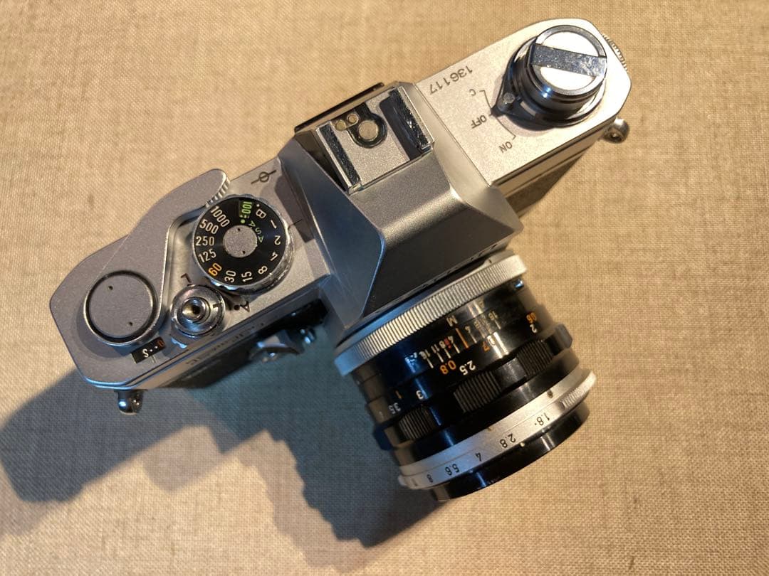 かわいい！　レトロな一眼レフカメラ！　Canon FTb