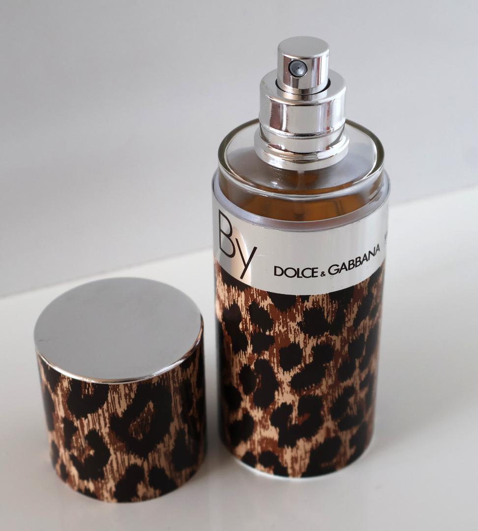 ❤️DOLCE & GABBANA WOMAN BY❤️香水　ヒョウ柄　レア香水