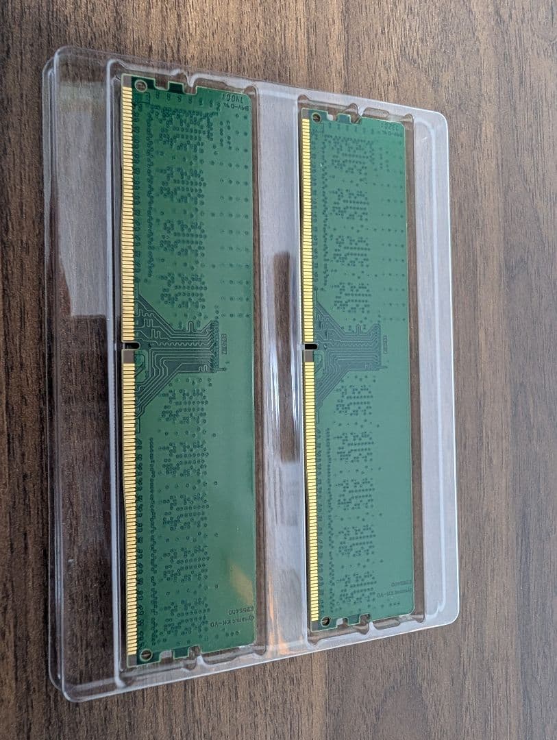 メモリー Crucial DDR4 32GB (8GB 2666 x2, 3200 x2)