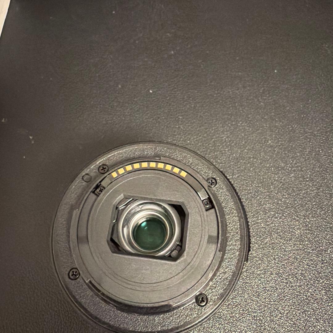 SONY E 35-56mm F3.5-5.6 OSS ズームレンズ