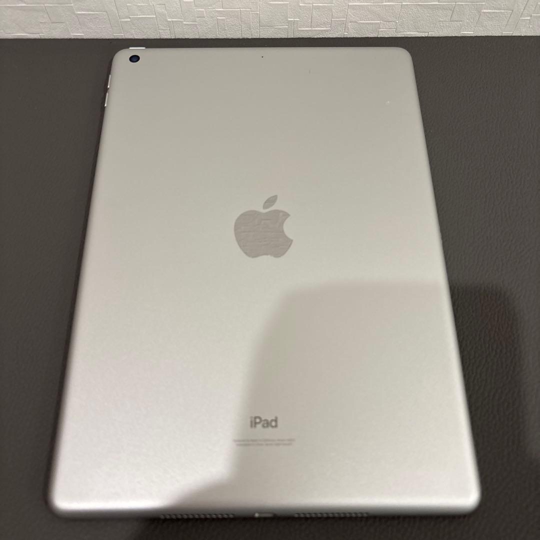 Apple iPad 第9世代 64GB シルバー A2602