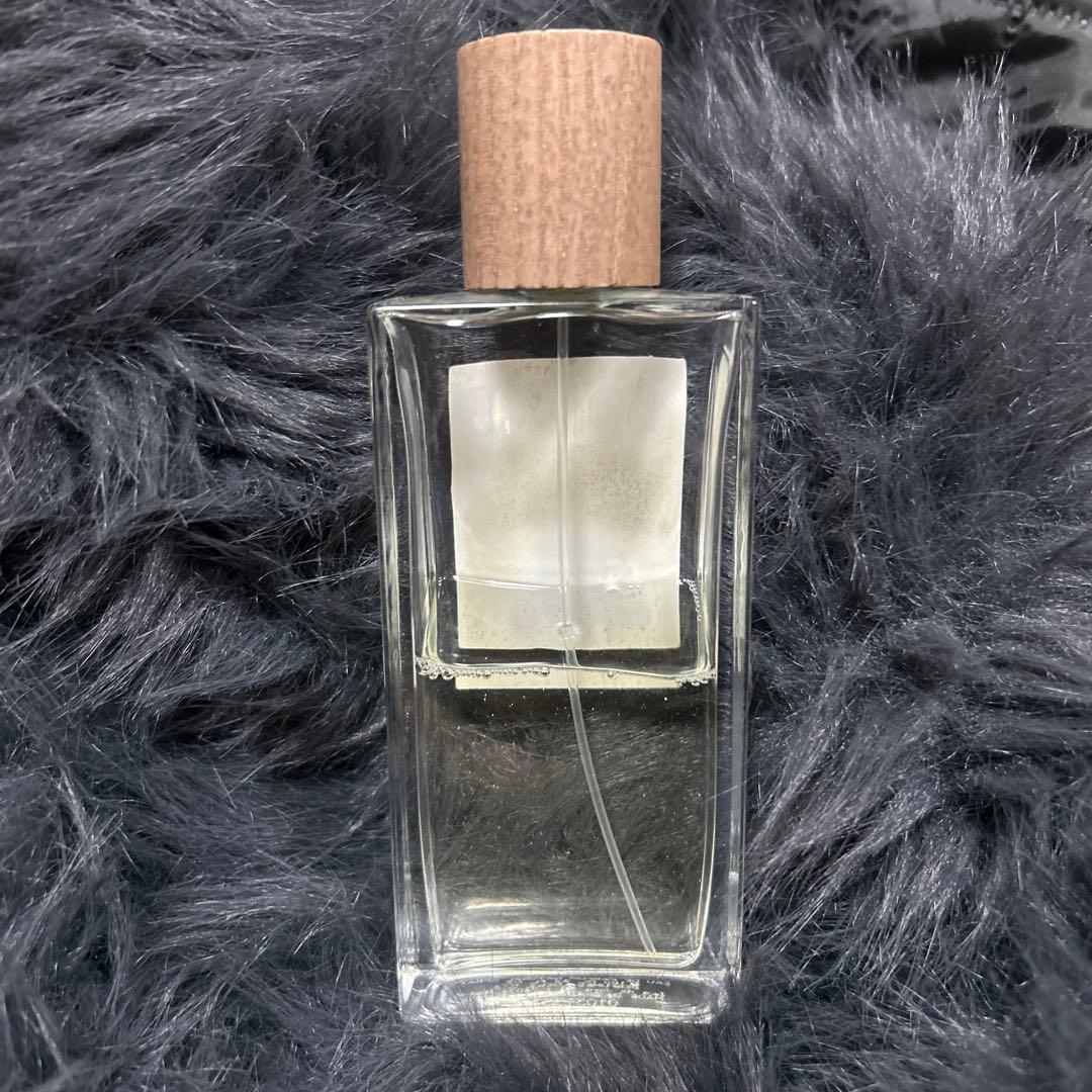 ロエベ香水　woman 001 箱付き