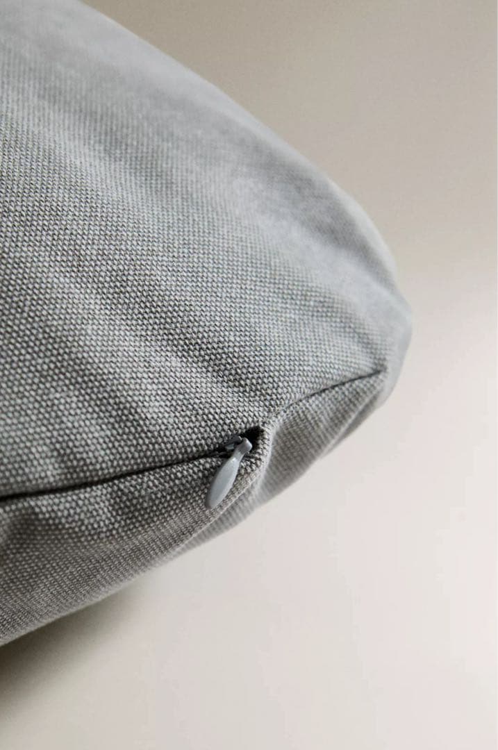 2172 新品　ZARA PET オーバル　クッション　大　グレー