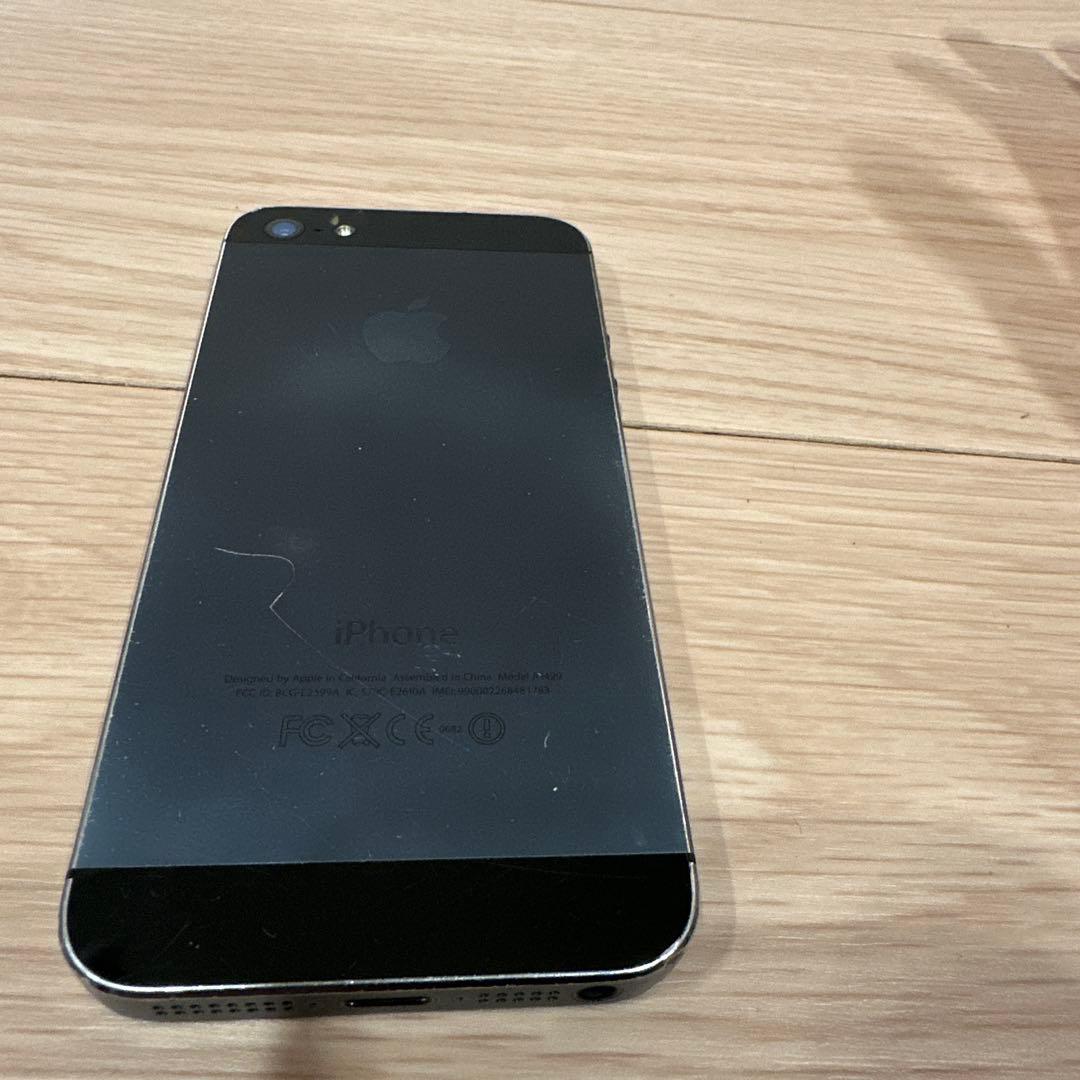 【中古品】iPhone5 16GB 色ブラック